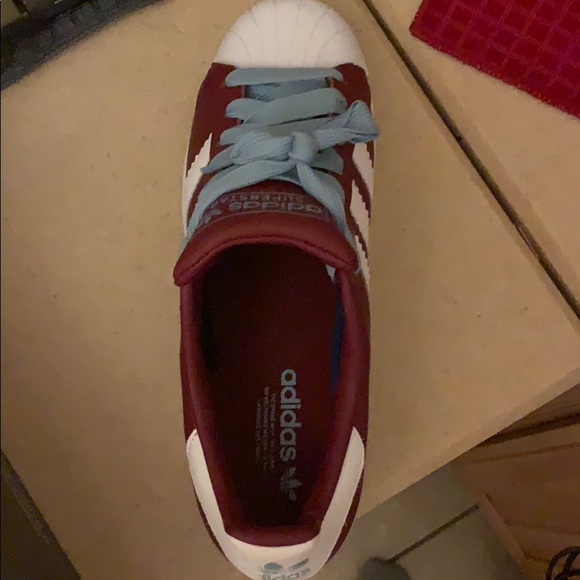 Adidas Super Star Size 11 Mens - Picture 4 of 4